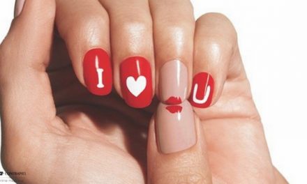 Diseño de uñas para San Valentín
